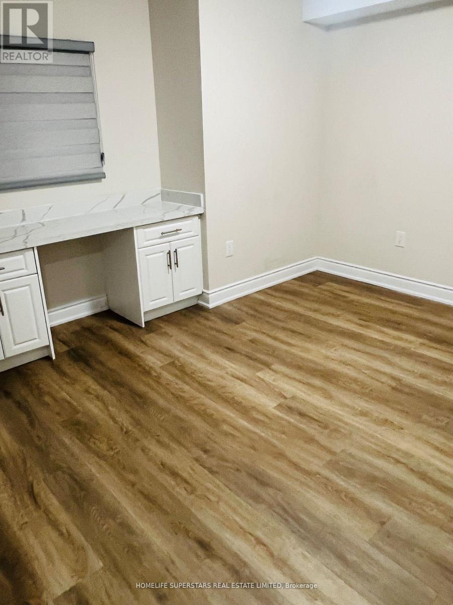 17 Speckled Alder Street, Caledon, Ontario  L7C 4J1 - Photo 5 - W12580534