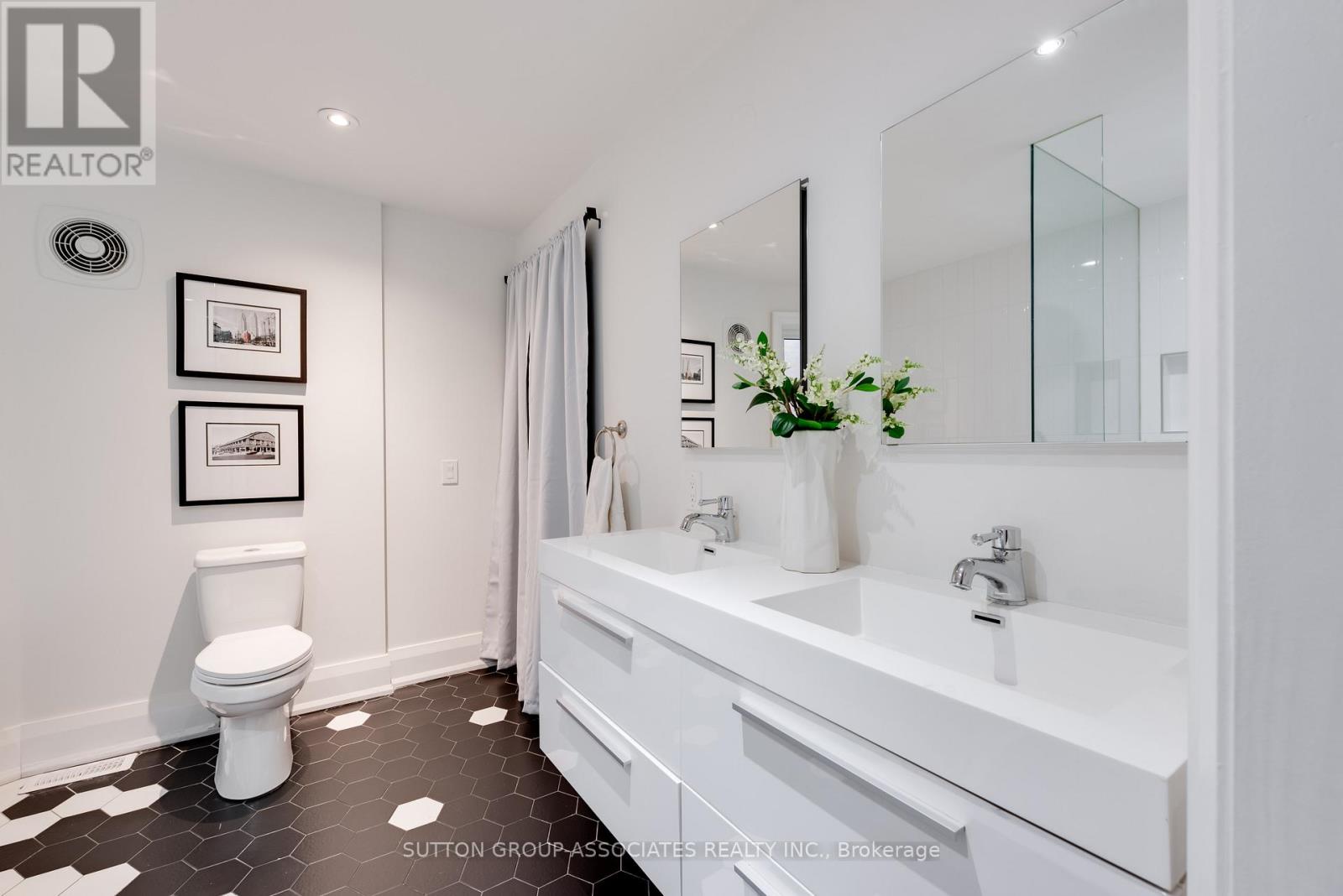 148 Boon Avenue, Toronto, Ontario  M6E 3Z5 - Photo 20 - W12580540