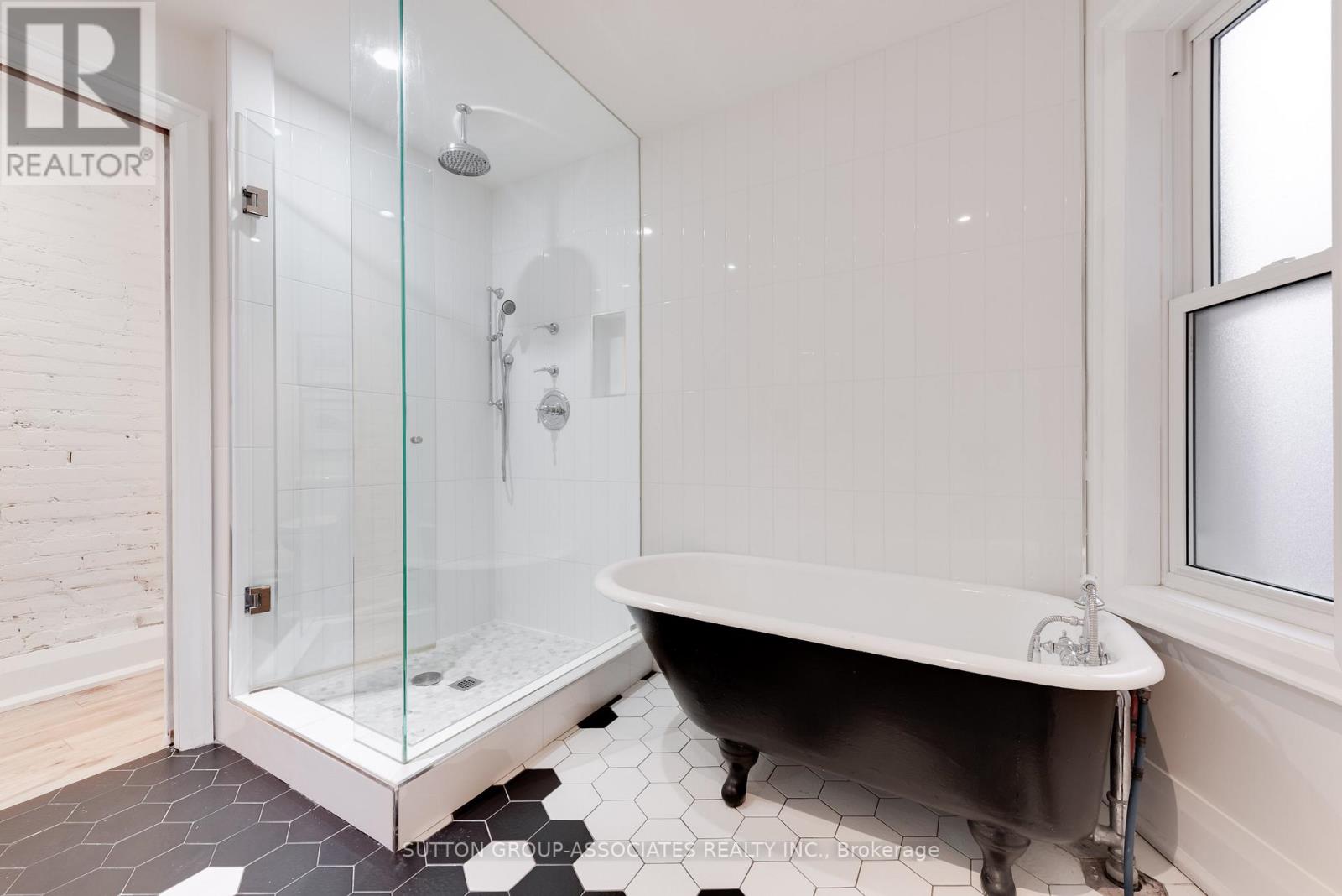 148 Boon Avenue, Toronto, Ontario  M6E 3Z5 - Photo 22 - W12580540