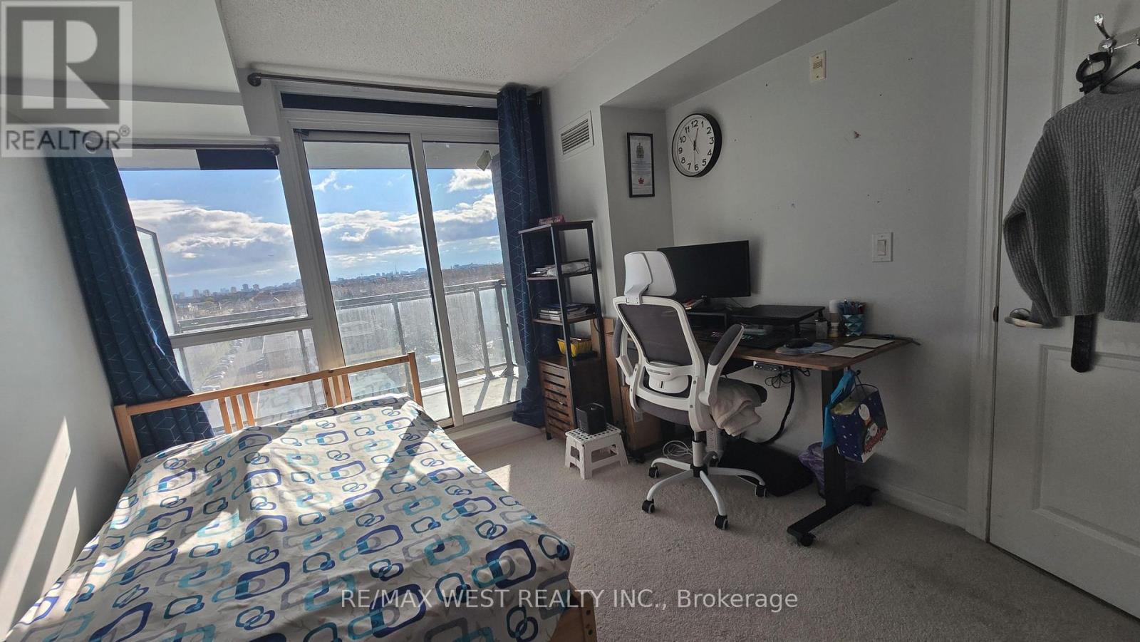 1014 - 80 Esther Lorrie Drive, Toronto, Ontario M9W 0C6 - Photo 10 - W12580562