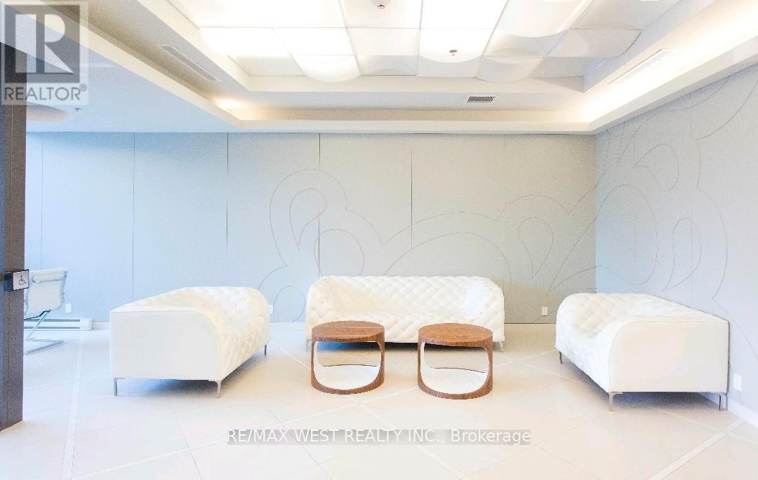 1014 - 80 Esther Lorrie Drive, Toronto, Ontario M9W 0C6 - Photo 11 - W12580562