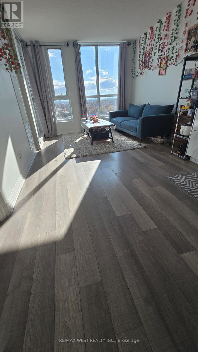 1014 - 80 Esther Lorrie Drive, Toronto, Ontario M9W 0C6 - Photo 6 - W12580562