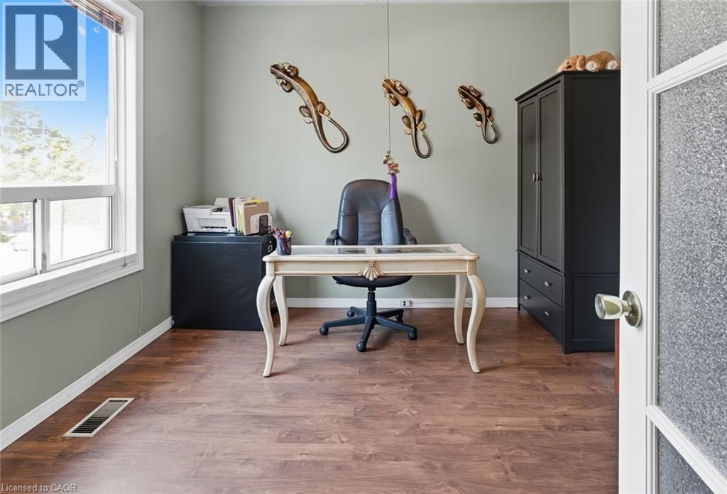 81 Beech Avenue, Cambridge, Ontario  N3C 1X6 - Photo 6 - 40781946