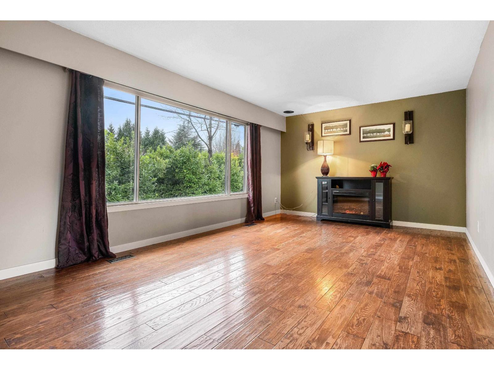 31949 Silverdale Avenue, Mission, British Columbia  V2V 2L2 - Photo 6 - R3069948