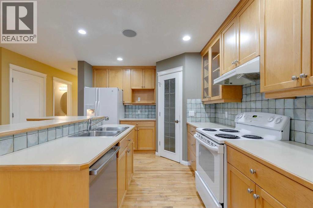 826 18 Avenue Nw, Calgary, Alberta  T2M 0V3 - Photo 9 - A2271052