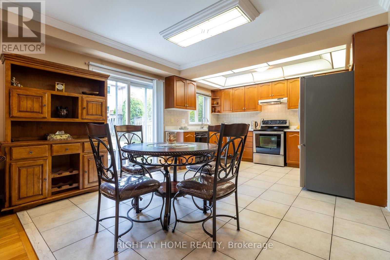 1887 Fairport Road, Pickering, Ontario  L1V 1T5 - Photo 6 - E12463996