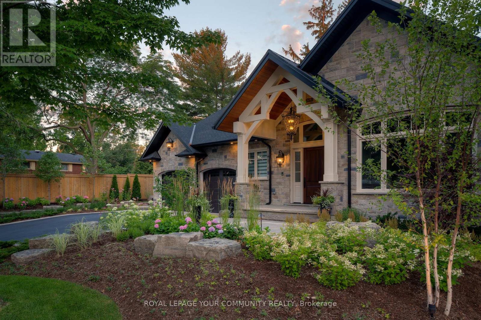 1551 WARLAND ROAD, Oakville, Ontario