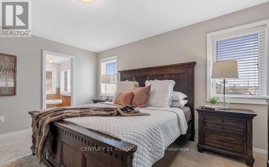 177 Montreal Circle, Hamilton, Ontario  L8E 0C6 - Photo 14 - X12579666