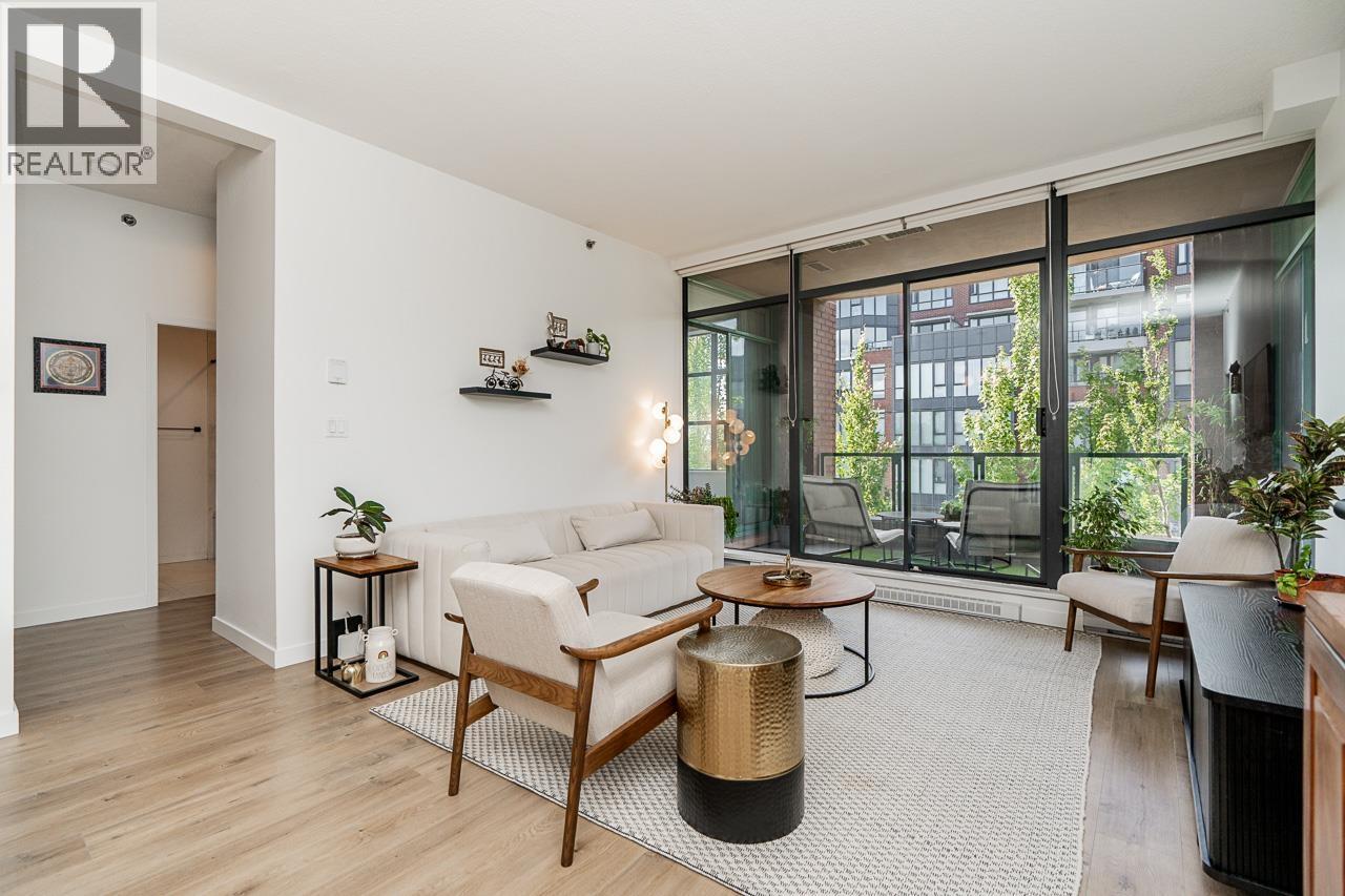 408 503 W 16th Avenue, Vancouver, British Columbia  V5Z 4N3 - Photo 1 - R3070495