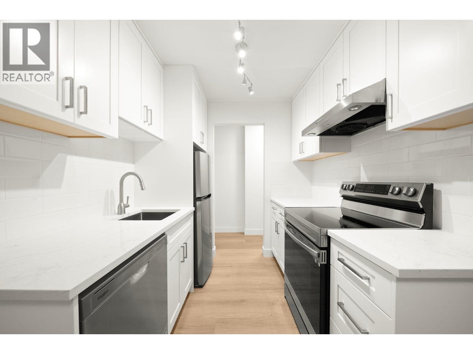 102 7591 Moffatt Road, Richmond, British Columbia  V6Y 3N2 - Photo 5 - R3070507