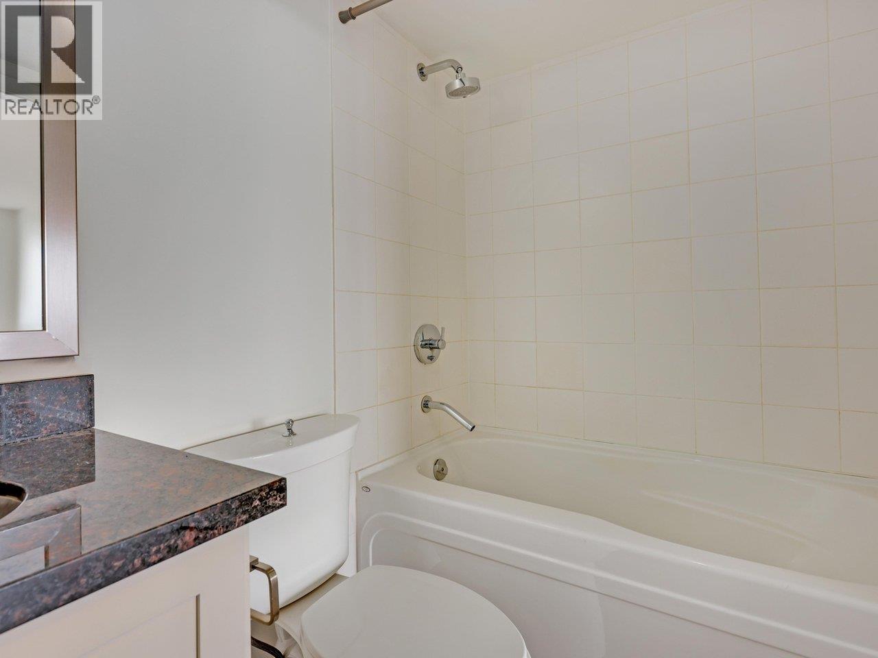 1607 1 Renaissance Square, New Westminster, British Columbia  V3M 0B6 - Photo 16 - R3070519