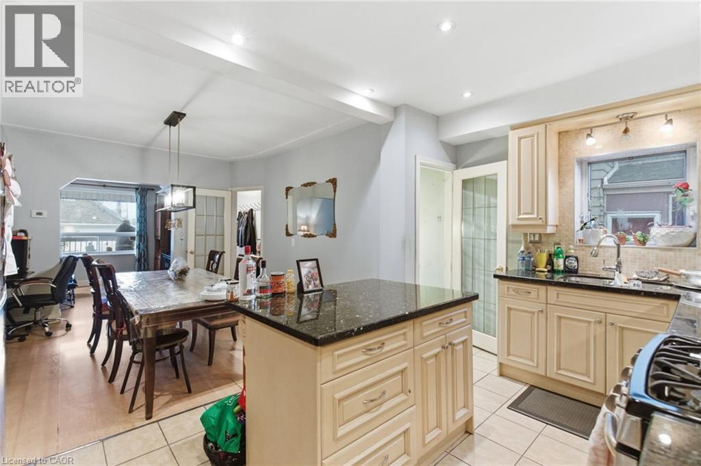 196 Avondale Street, Hamilton, Ontario  L8L 7C3 - Photo 16 - 40790588