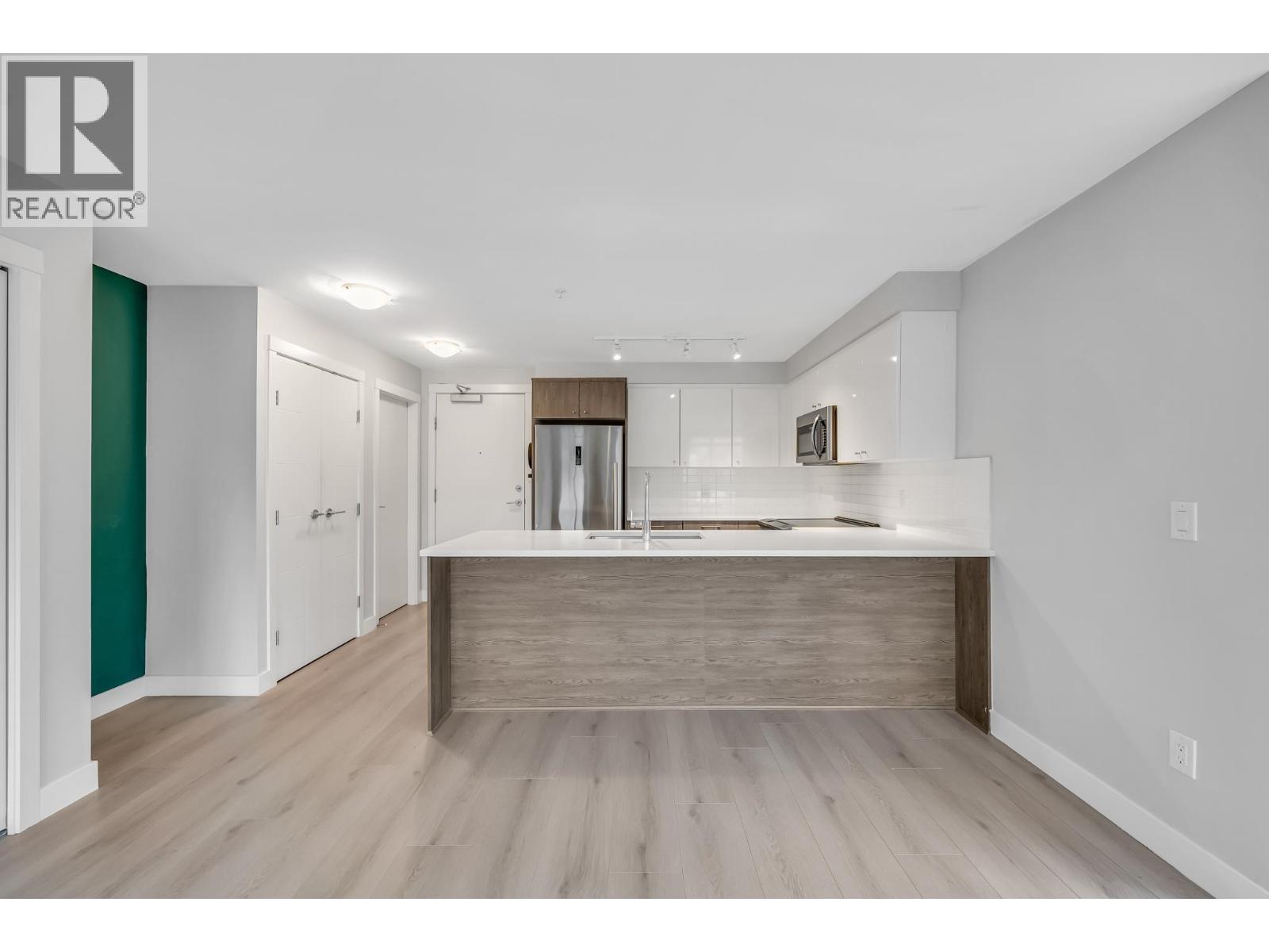 206 2525 Clarke Street, Port Moody, British Columbia  V3H 0J3 - Photo 6 - R3070516