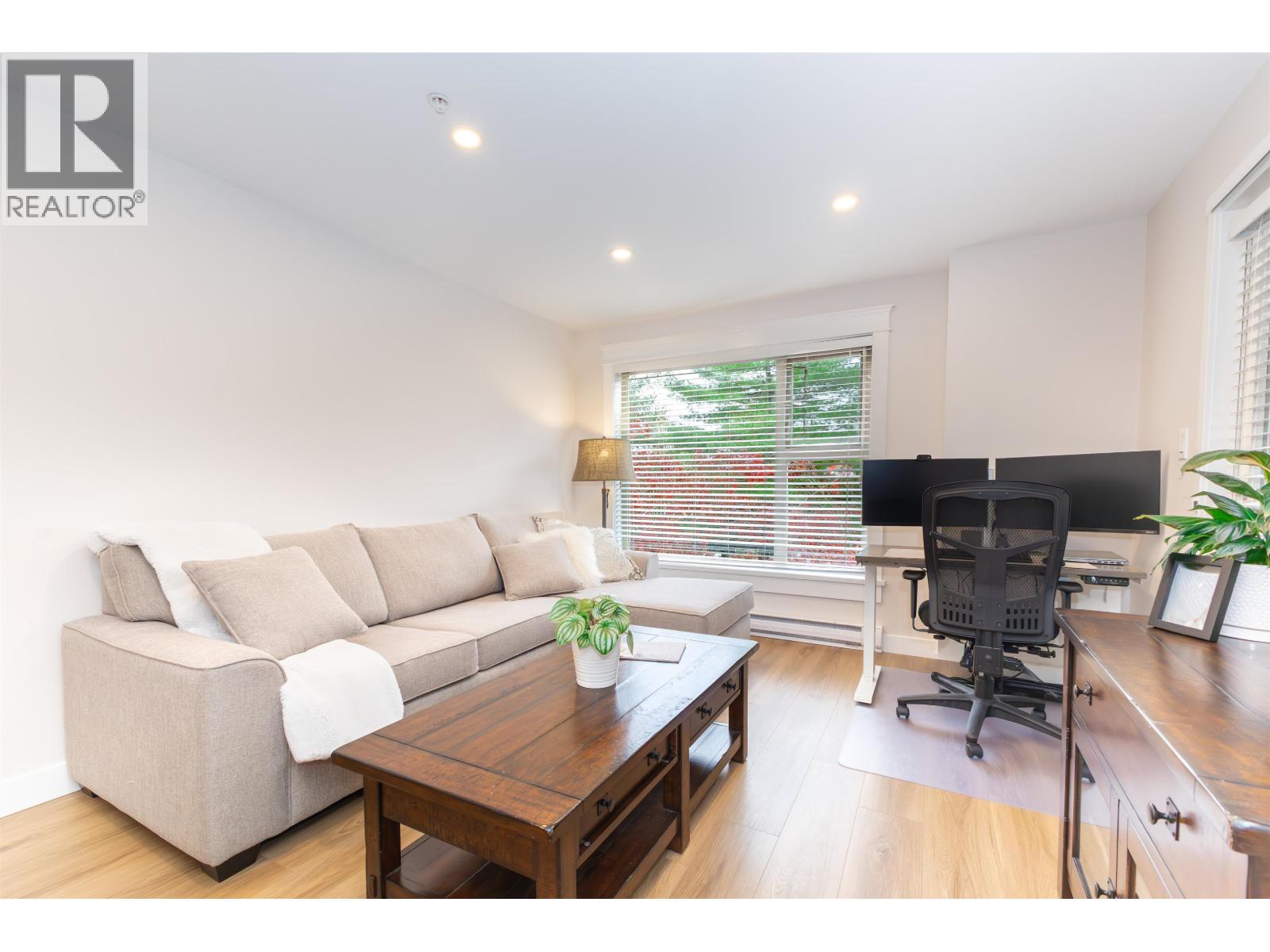 210 808 Sangster Place, New Westminster, British Columbia  V3L 5W3 - Photo 13 - R3070229