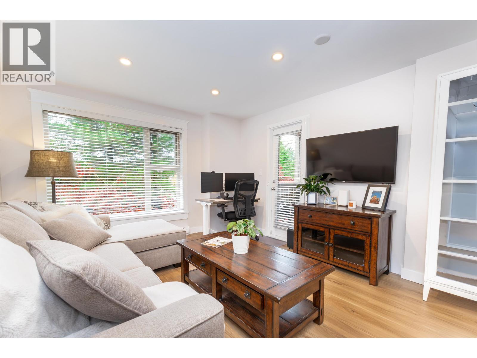 210 808 Sangster Place, New Westminster, British Columbia  V3L 5W3 - Photo 14 - R3070229