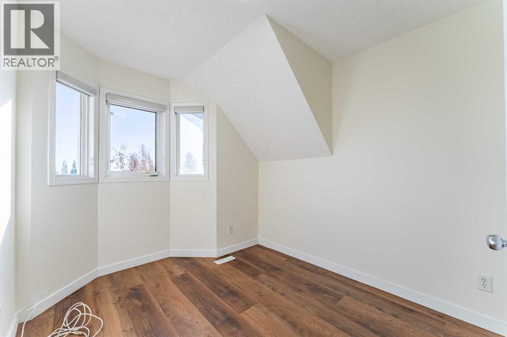 121 Eversyde Point Sw, Calgary, Alberta  T2Y 4X7 - Photo 25 - A2266373