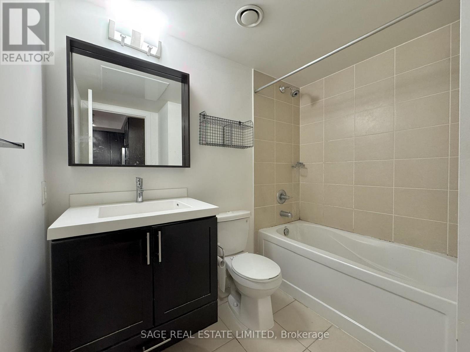 1019 - 560 Front Street W, Toronto, Ontario  M5V 1C1 - Photo 17 - C12580594