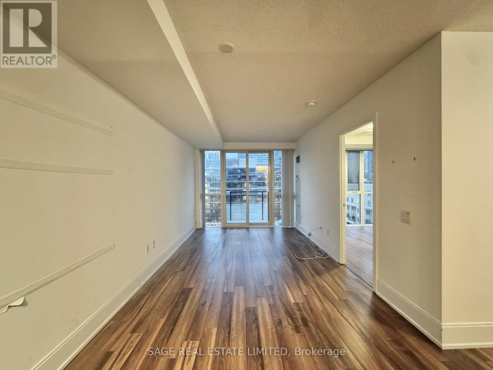 1019 - 560 Front Street W, Toronto, Ontario  M5V 1C1 - Photo 7 - C12580594