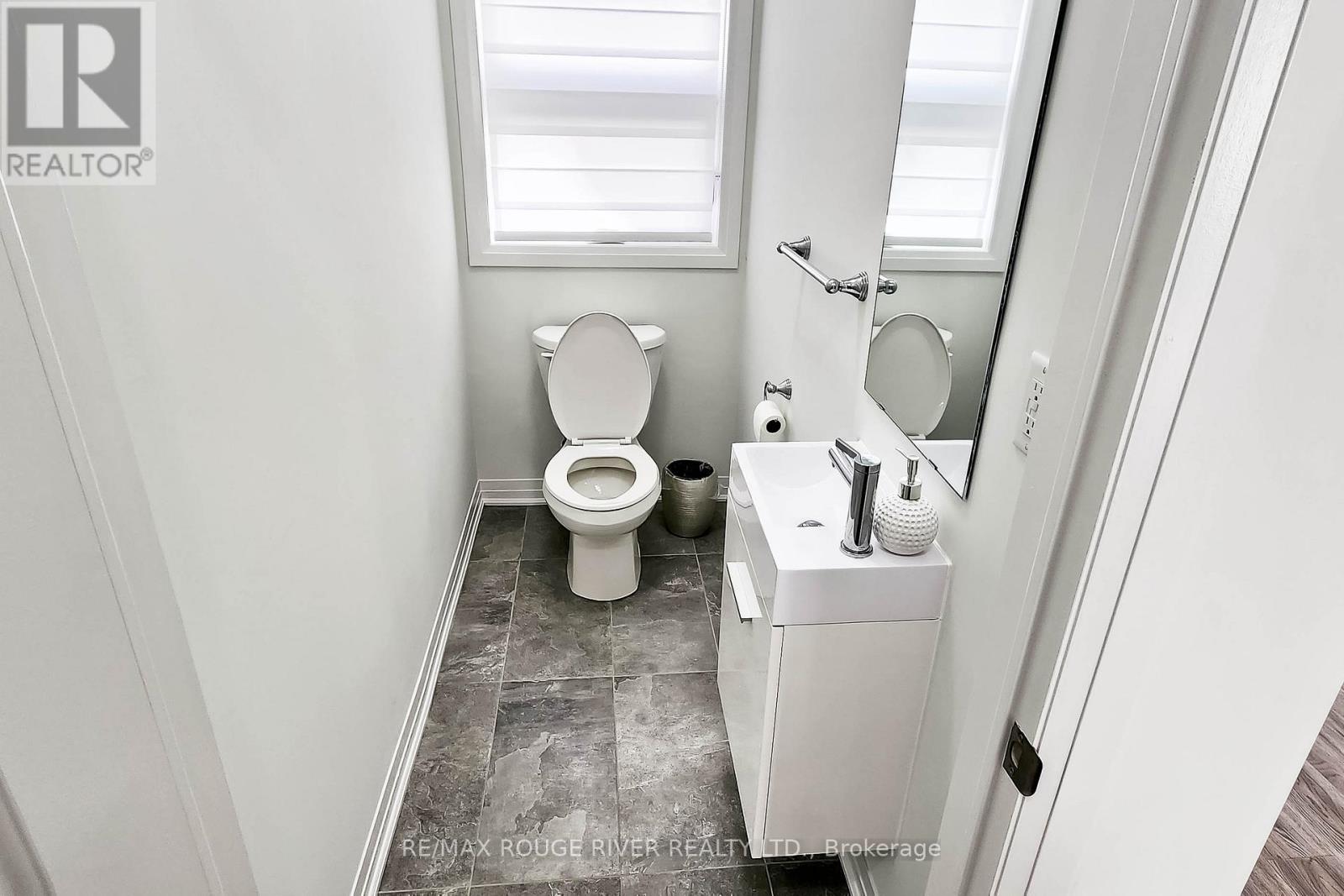 1630 Pleasure Valley Path, Oshawa, Ontario  L1G 0E3 - Photo 10 - E12580564