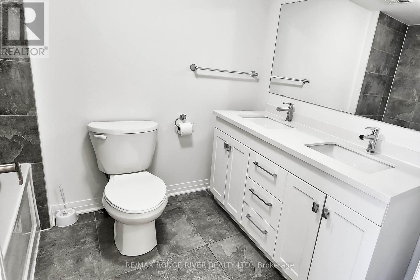 1630 Pleasure Valley Path, Oshawa, Ontario  L1G 0E3 - Photo 14 - E12580564