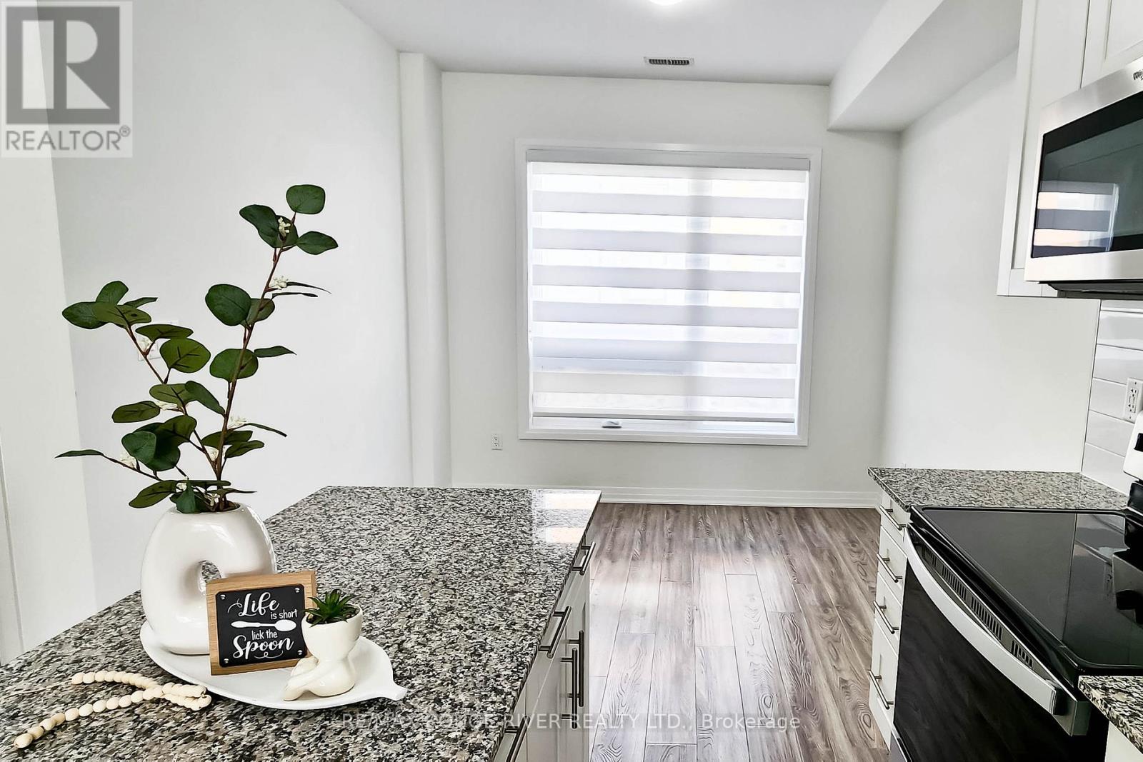 1630 Pleasure Valley Path, Oshawa, Ontario  L1G 0E3 - Photo 8 - E12580564