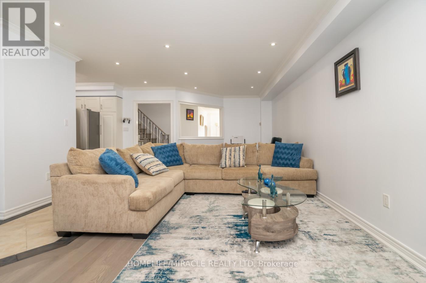 60 Forest Fountain Drive, Vaughan, Ontario  L4H 1S3 - Photo 6 - N12580566