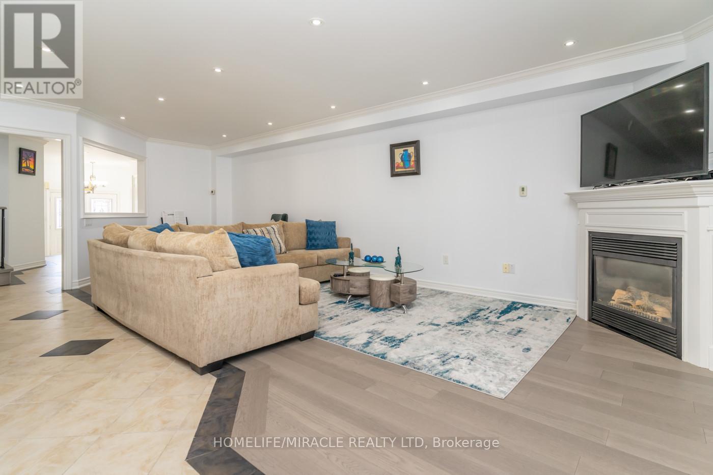 60 Forest Fountain Drive, Vaughan, Ontario  L4H 1S3 - Photo 8 - N12580566