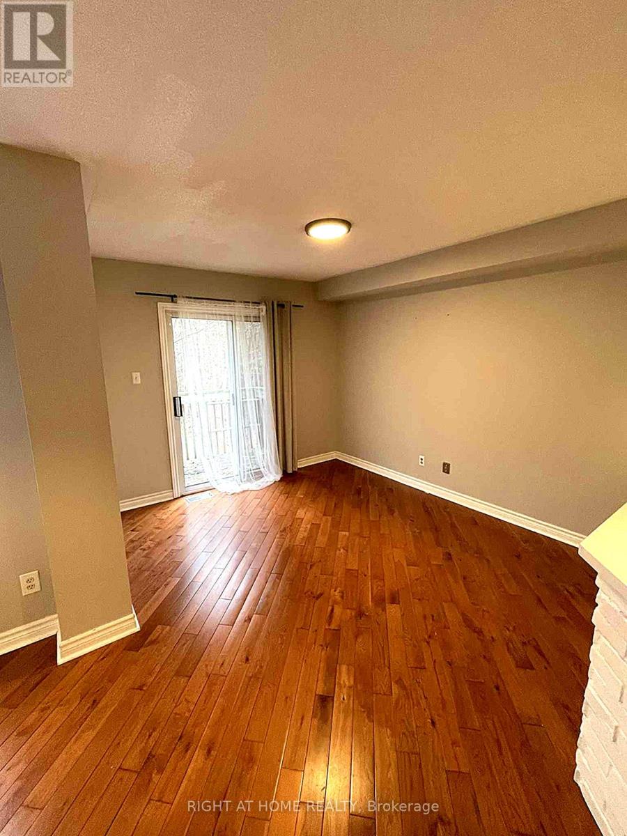 294 Ferndale Drive S, Barrie (Ardagh), Ontario  L4N 8K1 - Photo 10 - S12580584