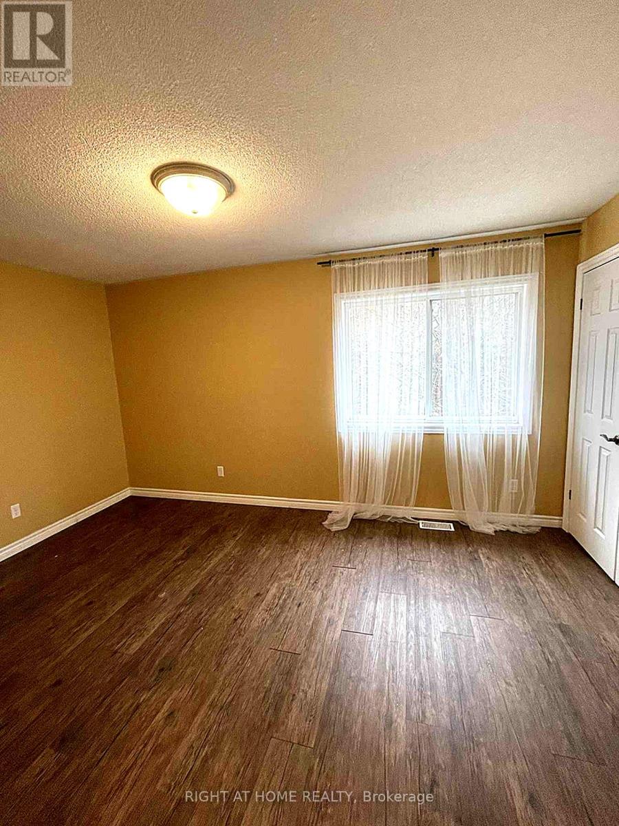 294 Ferndale Drive S, Barrie (Ardagh), Ontario  L4N 8K1 - Photo 13 - S12580584