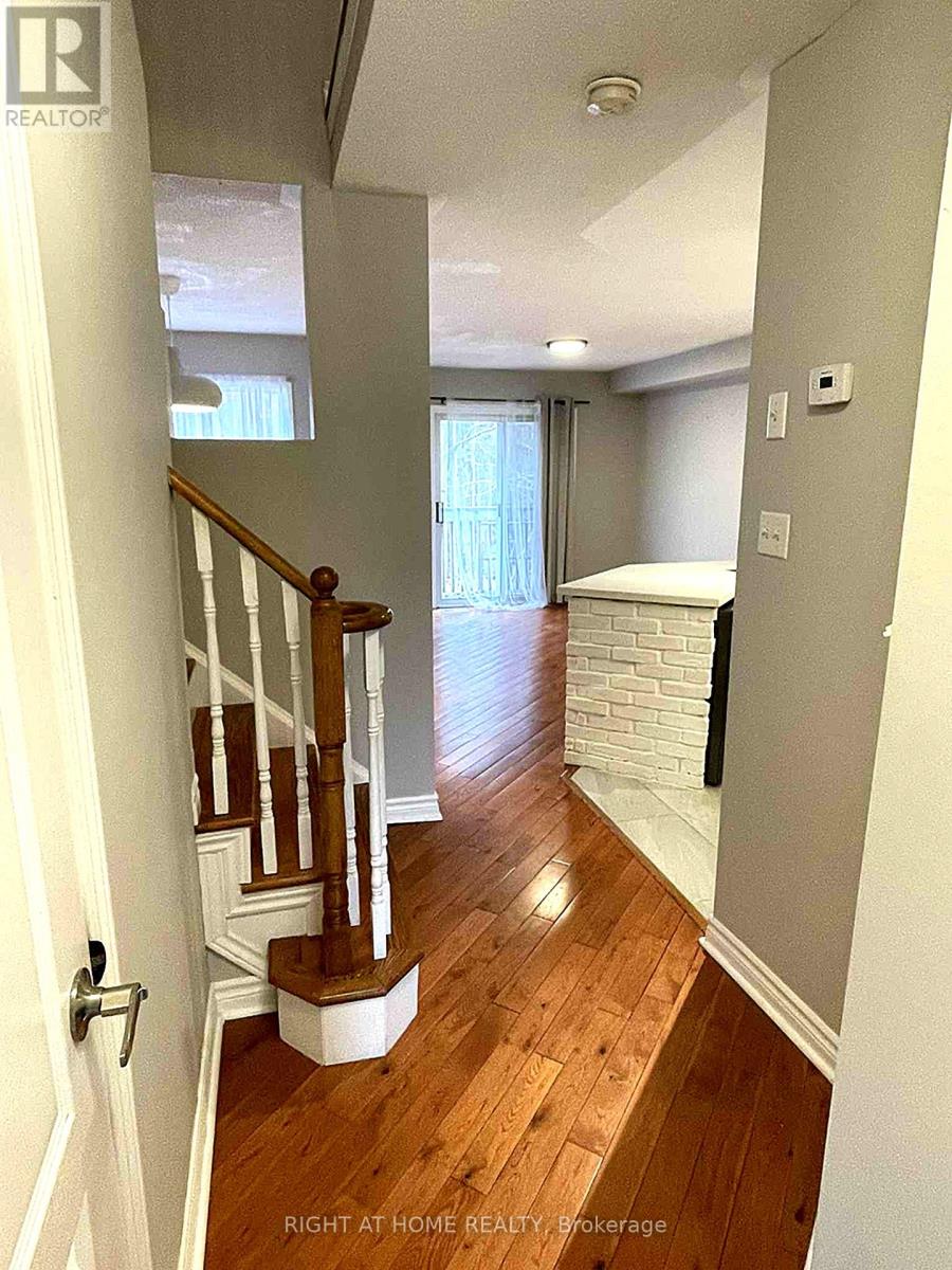 294 Ferndale Drive S, Barrie (Ardagh), Ontario  L4N 8K1 - Photo 6 - S12580584