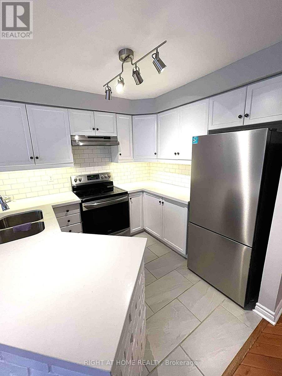 294 Ferndale Drive S, Barrie (Ardagh), Ontario  L4N 8K1 - Photo 8 - S12580584