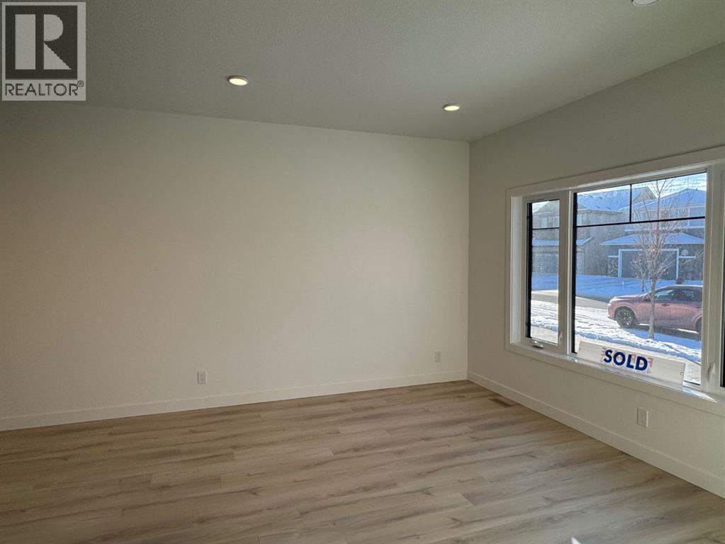 36 Memorial Parkway, Rural Red Deer County, Alberta  T4E 3B7 - Photo 3 - A2255569