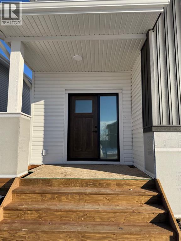 36 Memorial Parkway, Rural Red Deer County, Alberta  T4E 3B7 - Photo 2 - A2255569