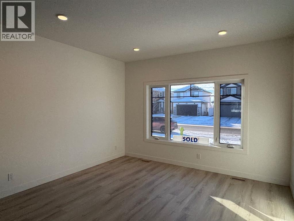 36 Memorial Parkway, Rural Red Deer County, Alberta  T4E 3B7 - Photo 4 - A2255569