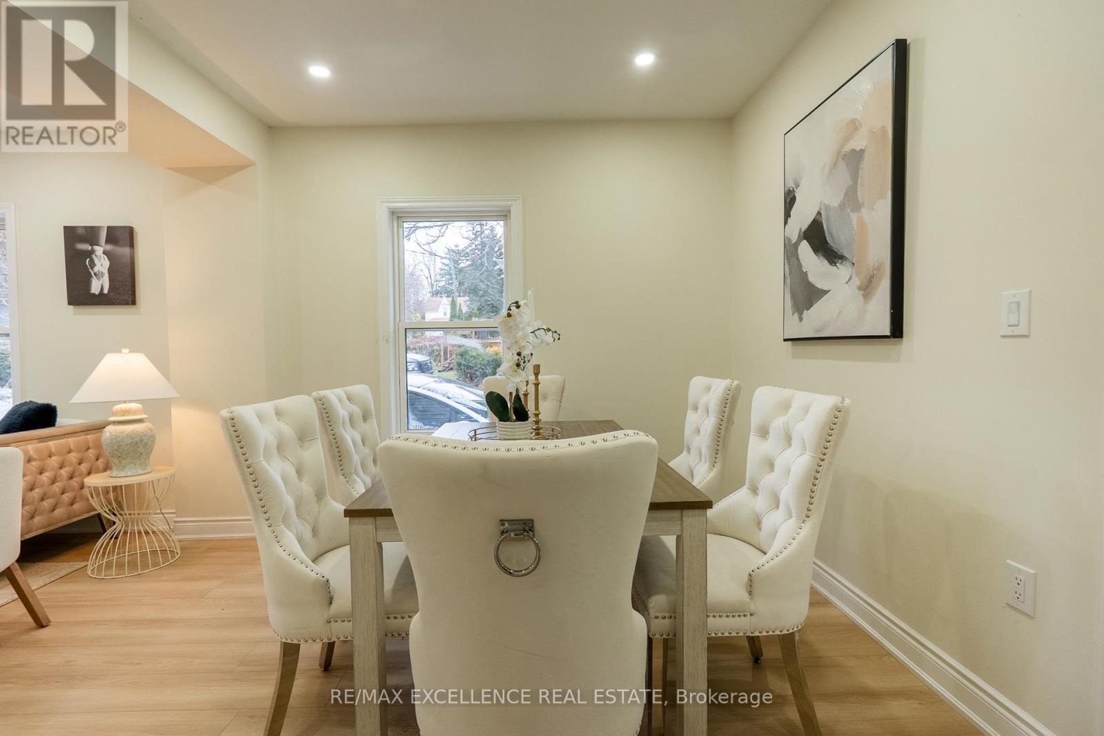 10 Draper Street, Halton Hills, Ontario  L7G 3C8 - Photo 11 - W12580574