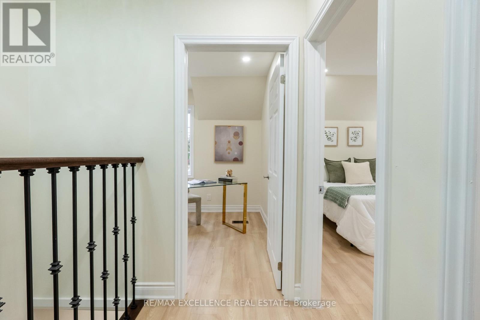 10 Draper Street, Halton Hills, Ontario  L7G 3C8 - Photo 25 - W12580574