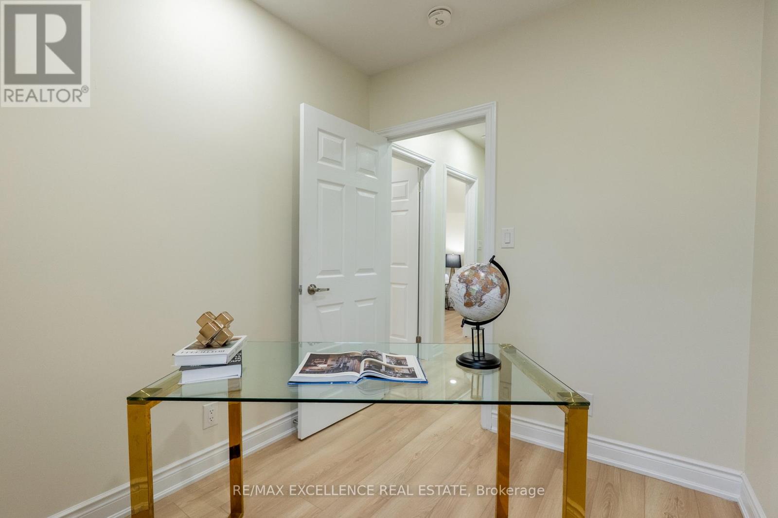 10 Draper Street, Halton Hills, Ontario  L7G 3C8 - Photo 28 - W12580574