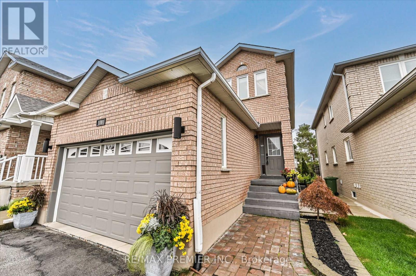 78 Archbury Circle, Caledon, Ontario  L7E 2H8 - Photo 2 - W12580580