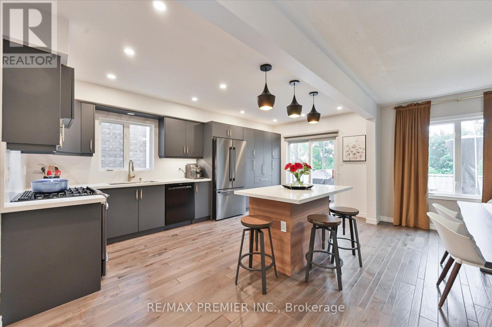 78 Archbury Circle, Caledon, Ontario  L7E 2H8 - Photo 8 - W12580580