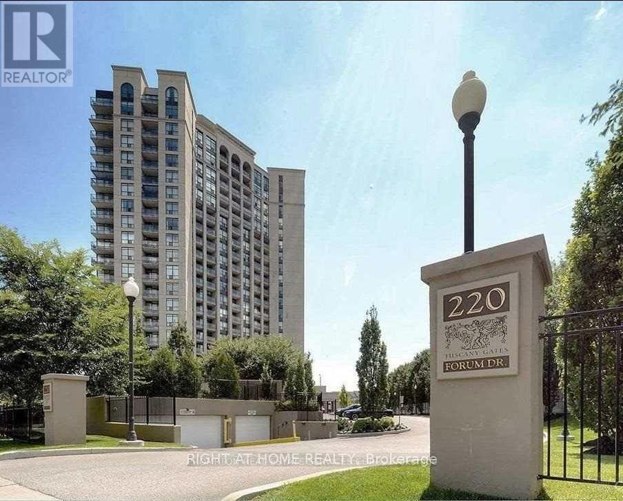 203 - 220 FORUM DRIVE, Mississauga, Ontario