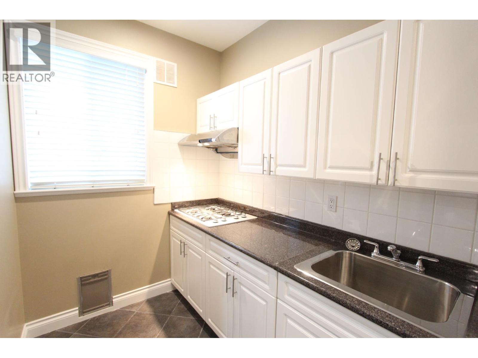 3740 Rosamond Avenue, Richmond, British Columbia  V7E 1A7 - Photo 10 - R3070188