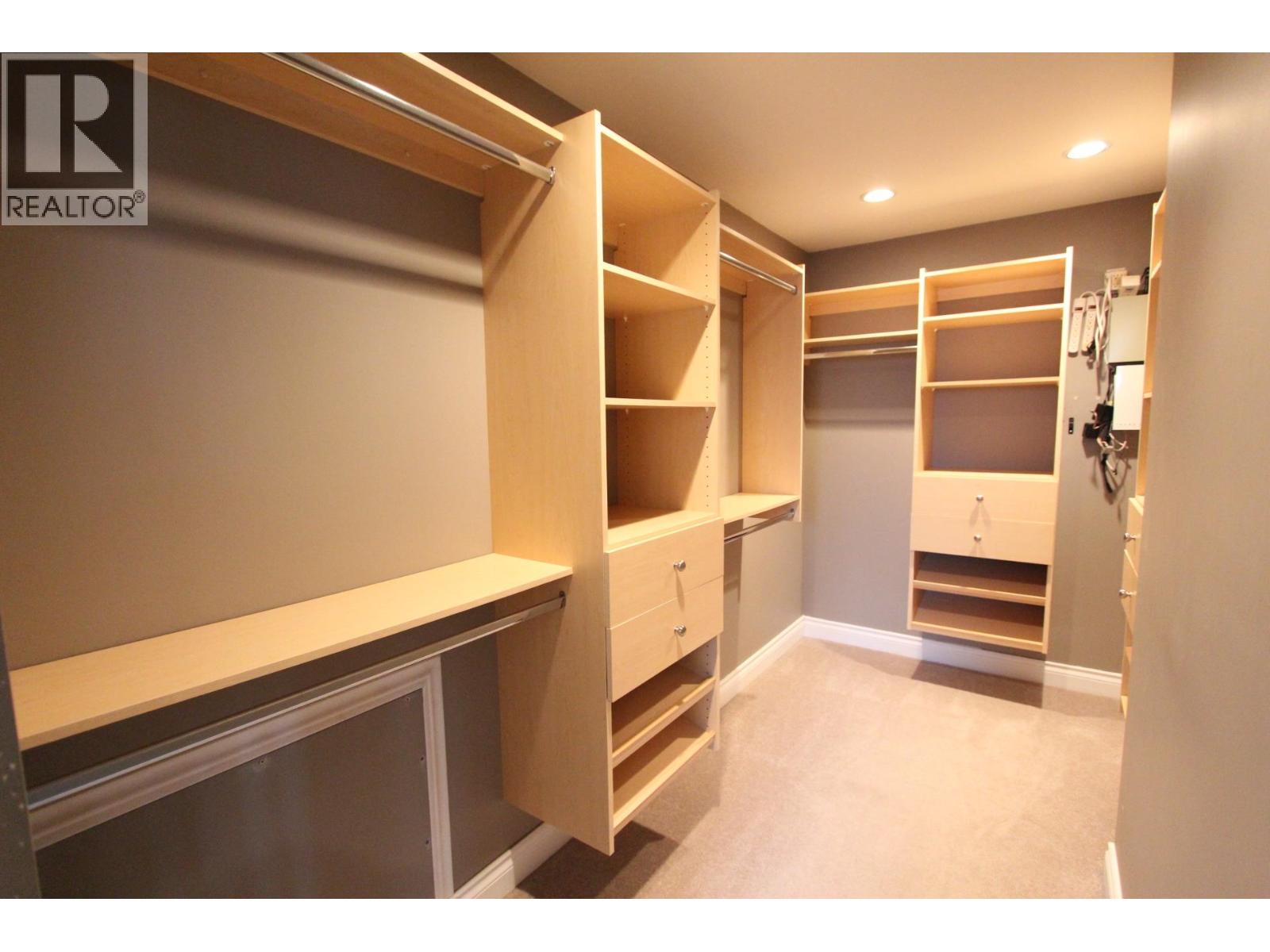 3740 Rosamond Avenue, Richmond, British Columbia  V7E 1A7 - Photo 8 - R3070188