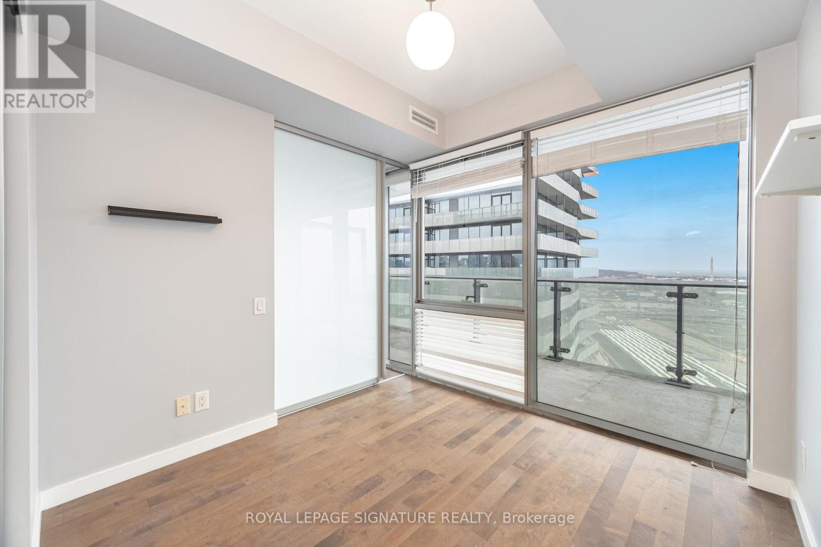 3203 - 70 Distillery Lane, Toronto, Ontario  M5A 0E3 - Photo 19 - C12574888