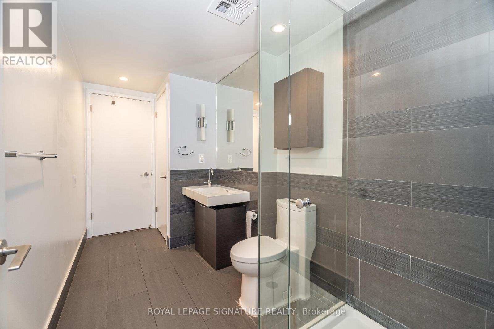 3203 - 70 Distillery Lane, Toronto, Ontario  M5A 0E3 - Photo 21 - C12574888