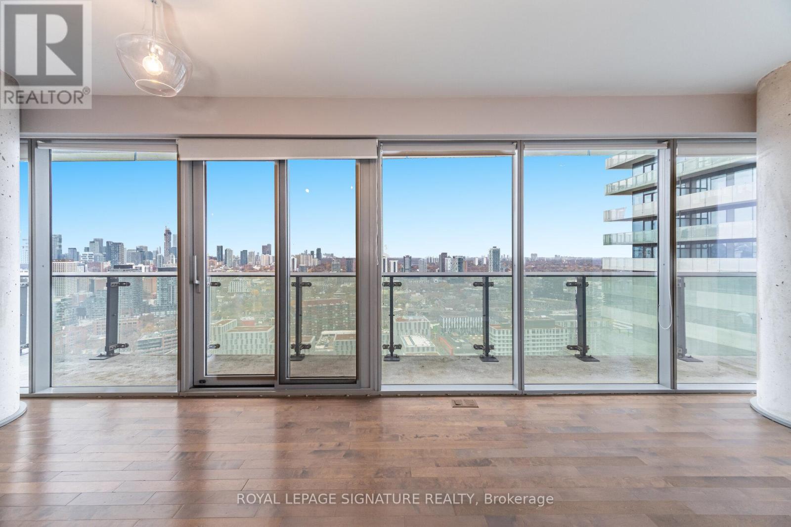 3203 - 70 Distillery Lane, Toronto, Ontario  M5A 0E3 - Photo 2 - C12574888