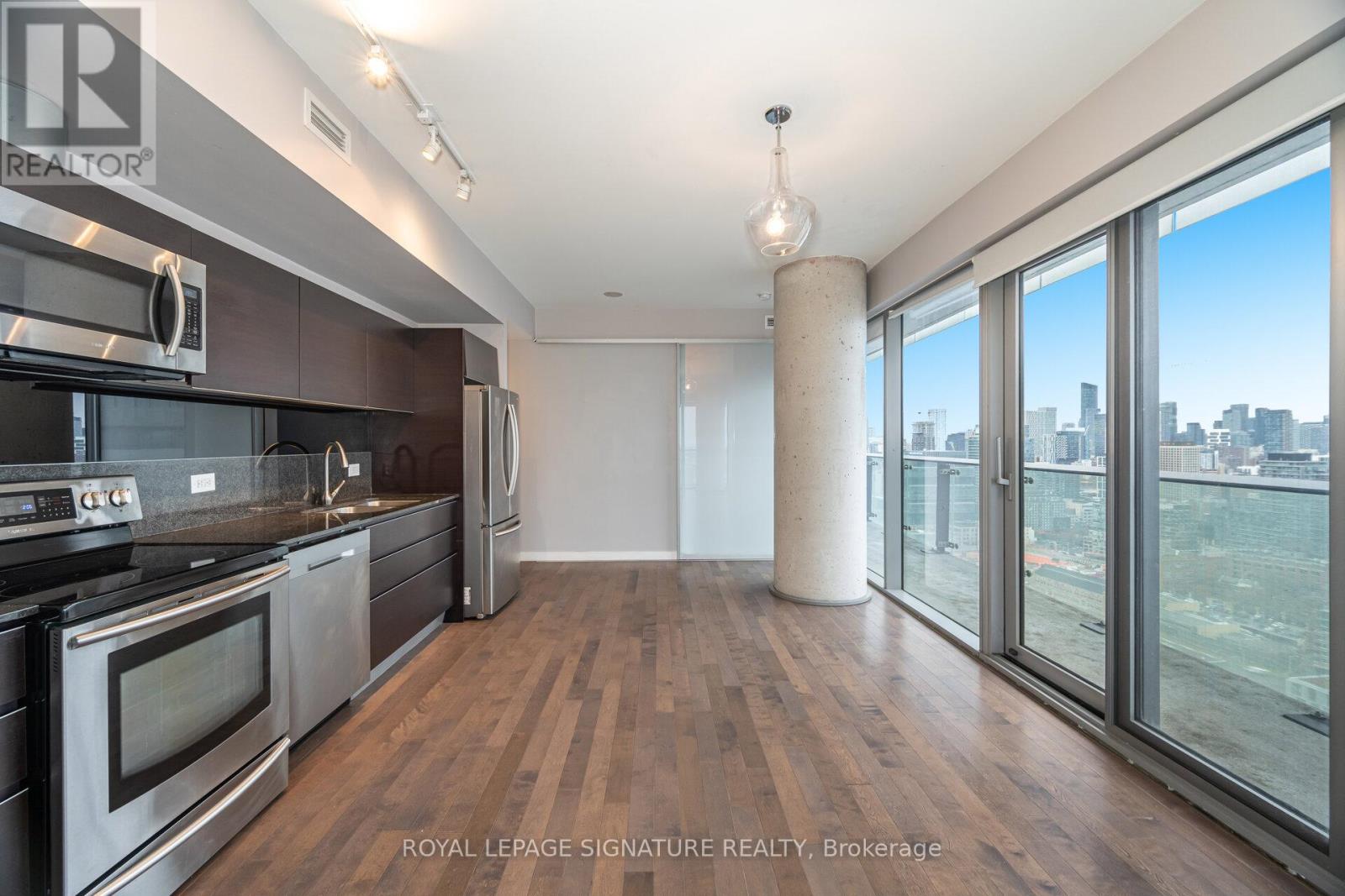 3203 - 70 Distillery Lane, Toronto, Ontario  M5A 0E3 - Photo 4 - C12574888