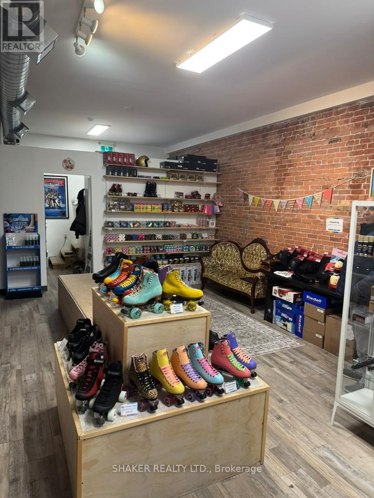 787 1/2 Somerset Street W, Ottawa, Ontario  K1R 6R3 - Photo 2 - X12580622