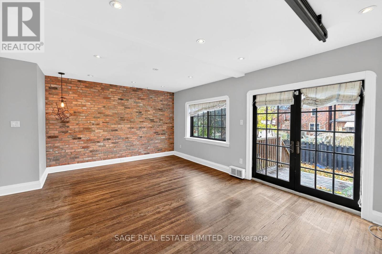 12 Fairleigh Crescent, Toronto, Ontario  M6C 3R8 - Photo 13 - C12580604