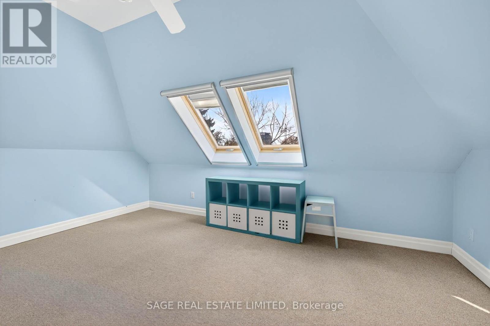 12 Fairleigh Crescent, Toronto, Ontario  M6C 3R8 - Photo 18 - C12580604