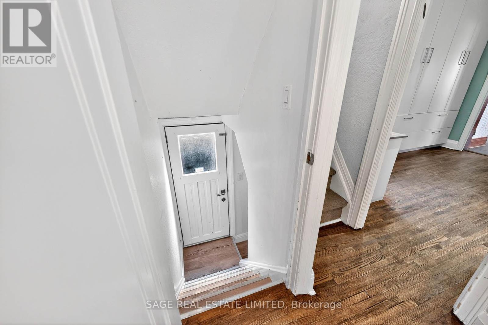 12 Fairleigh Crescent, Toronto, Ontario  M6C 3R8 - Photo 27 - C12580604